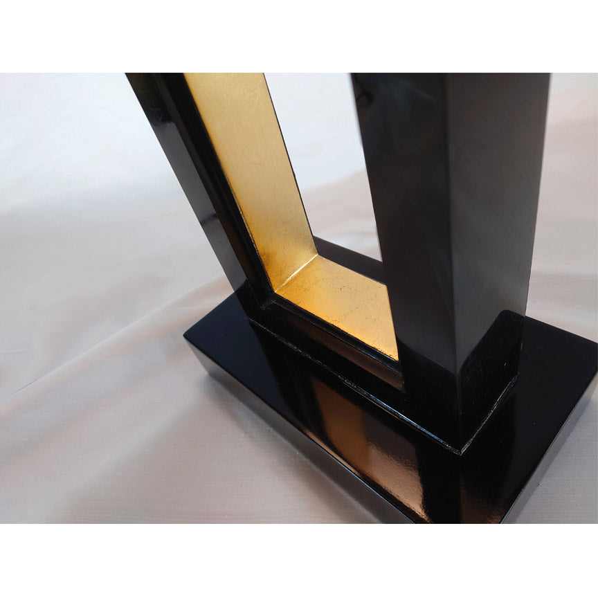 Monello Black Lip Shell & Gold Leaf Table Lamp