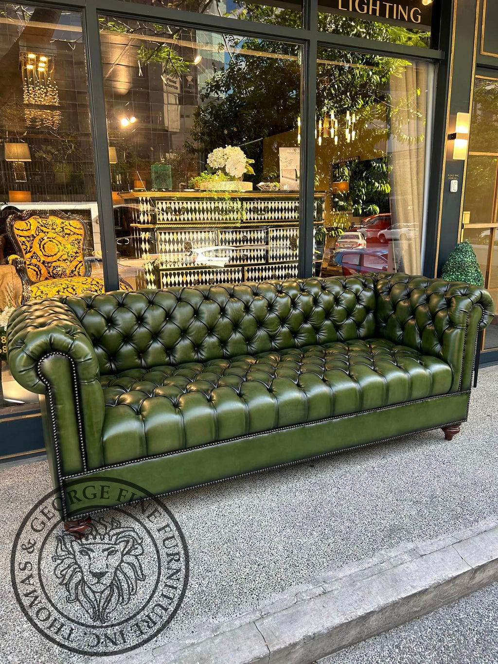 Classic Chesterfield 3-Seater Sofa (Tufted Seat)