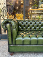 Classic Chesterfield 3-Seater Sofa (Tufted Seat)