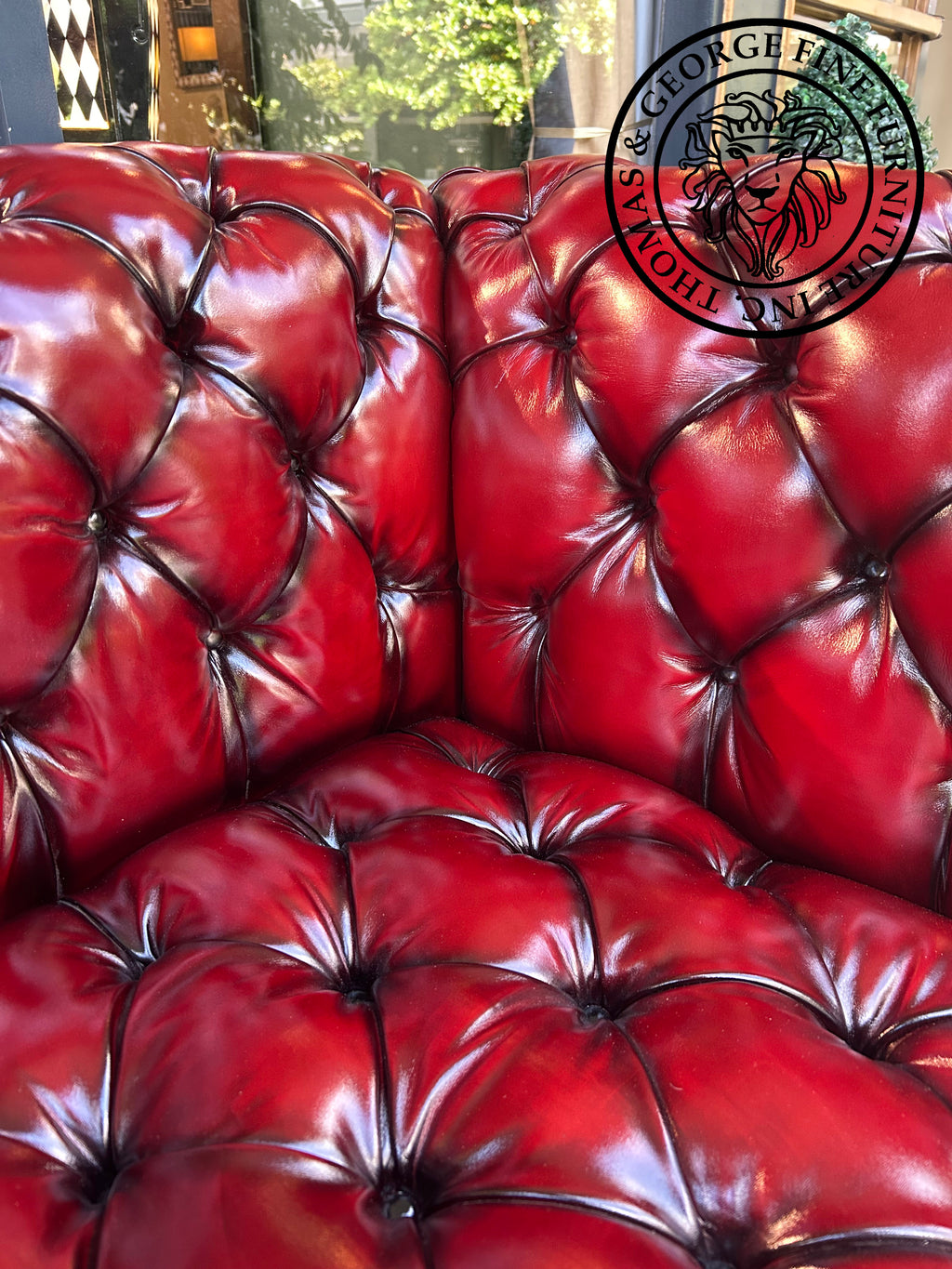 Classic Chesterfield 4-Seater Sofa (Tufted Seat)