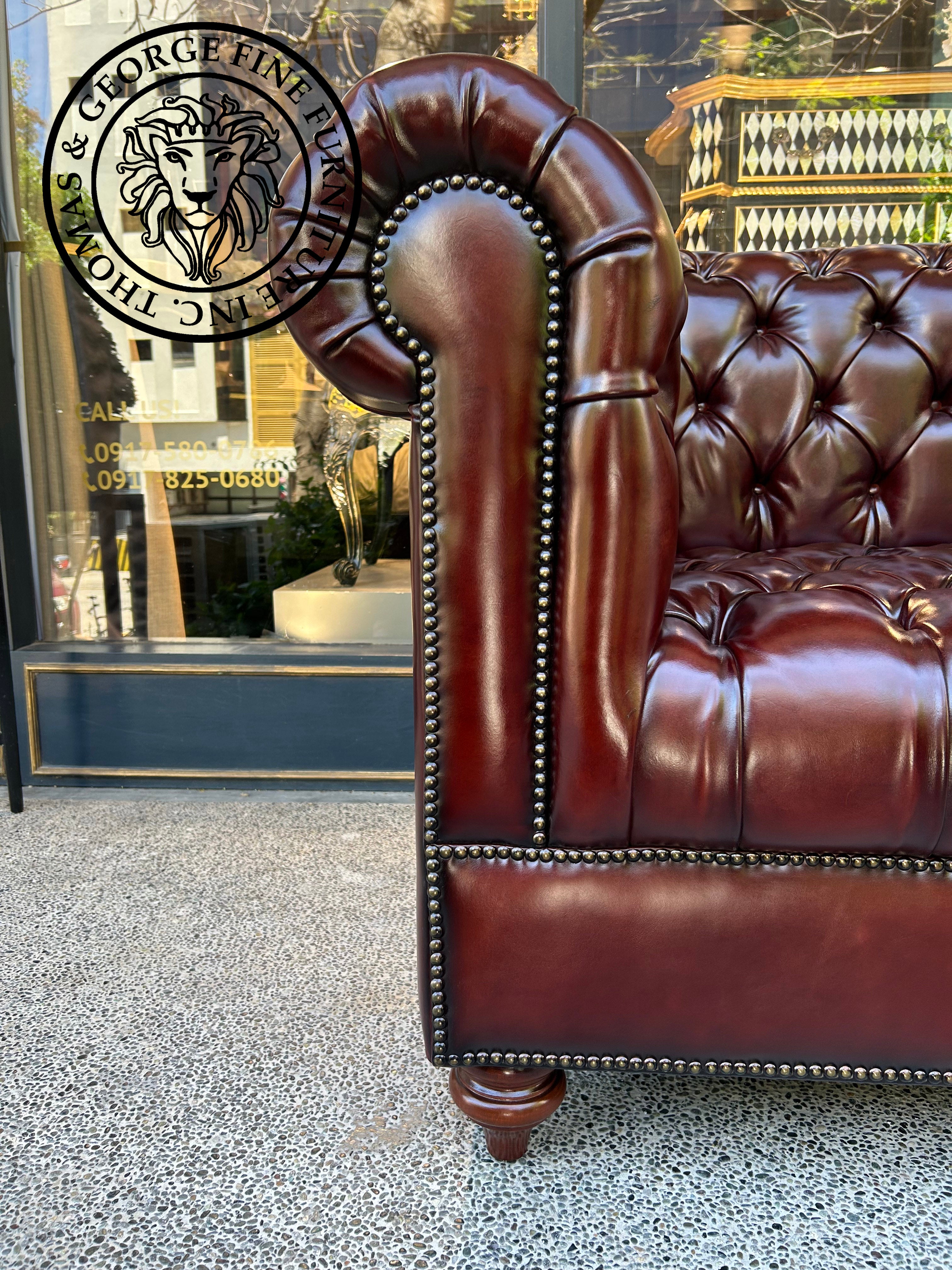 Classic Chesterfield 2-Seater Loveseat Sofa (Tufted Seat)