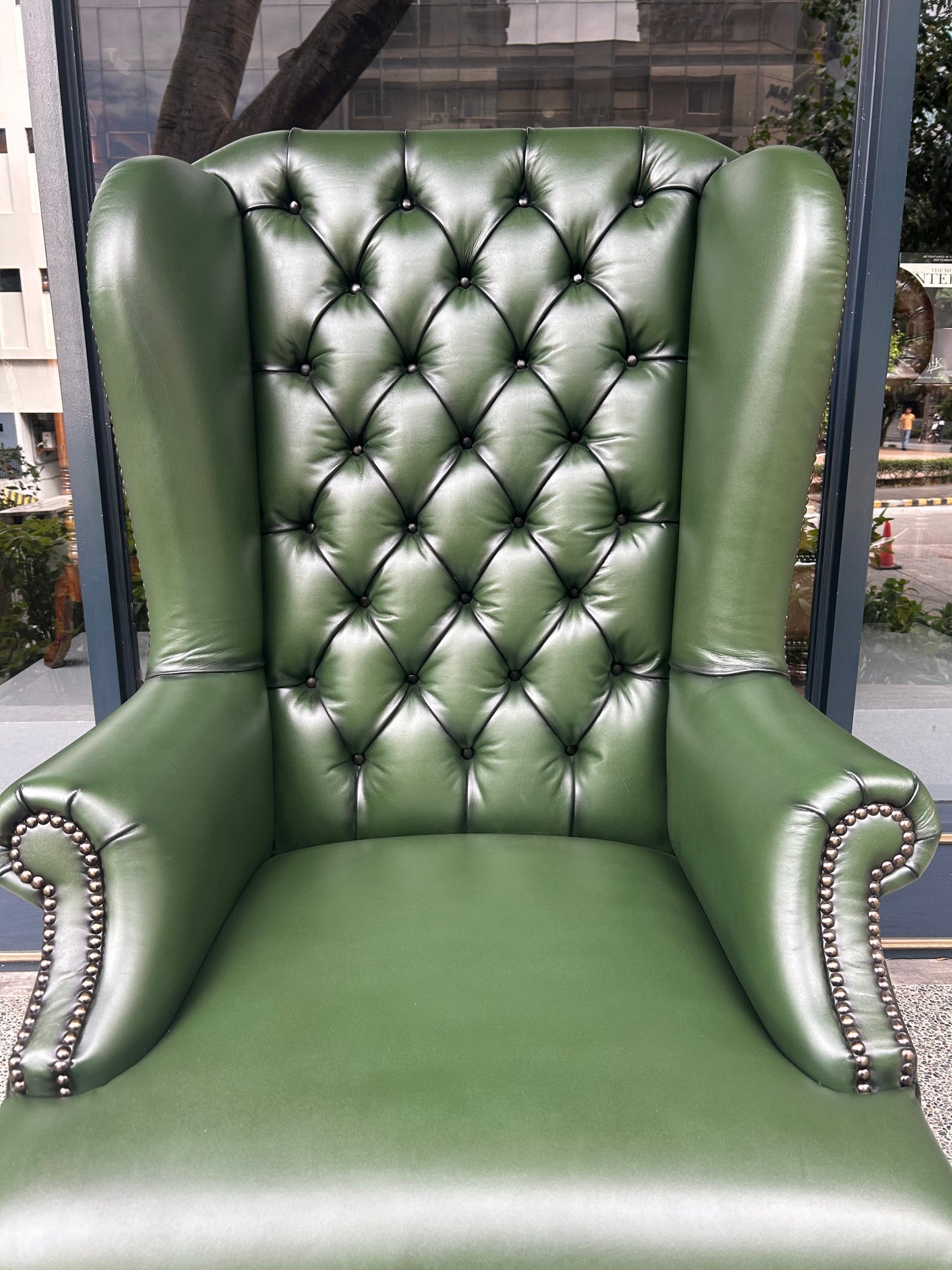 Queen Anne Tufted Wing Chair (Plain Arm|Fixed Seat-Full Cabriole)