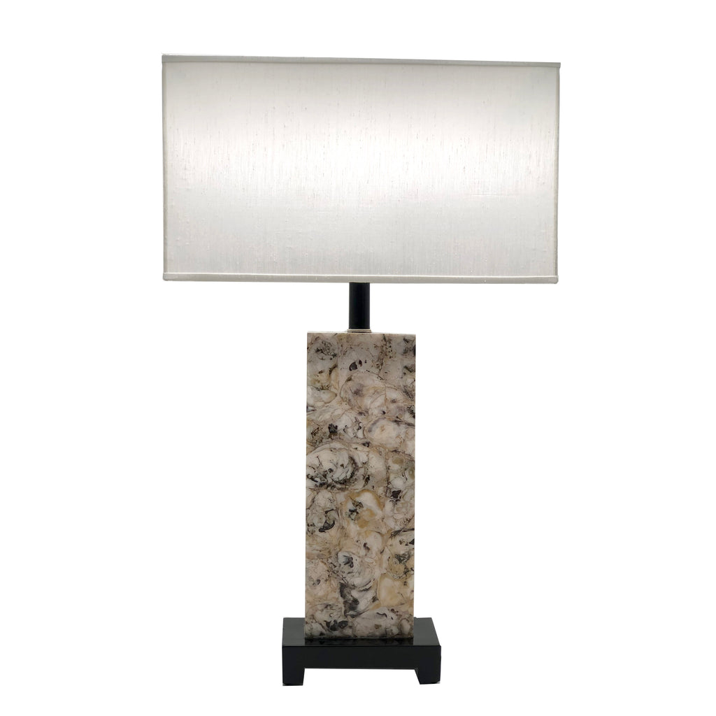 Ostra Shell Table Lamp (Oyster)